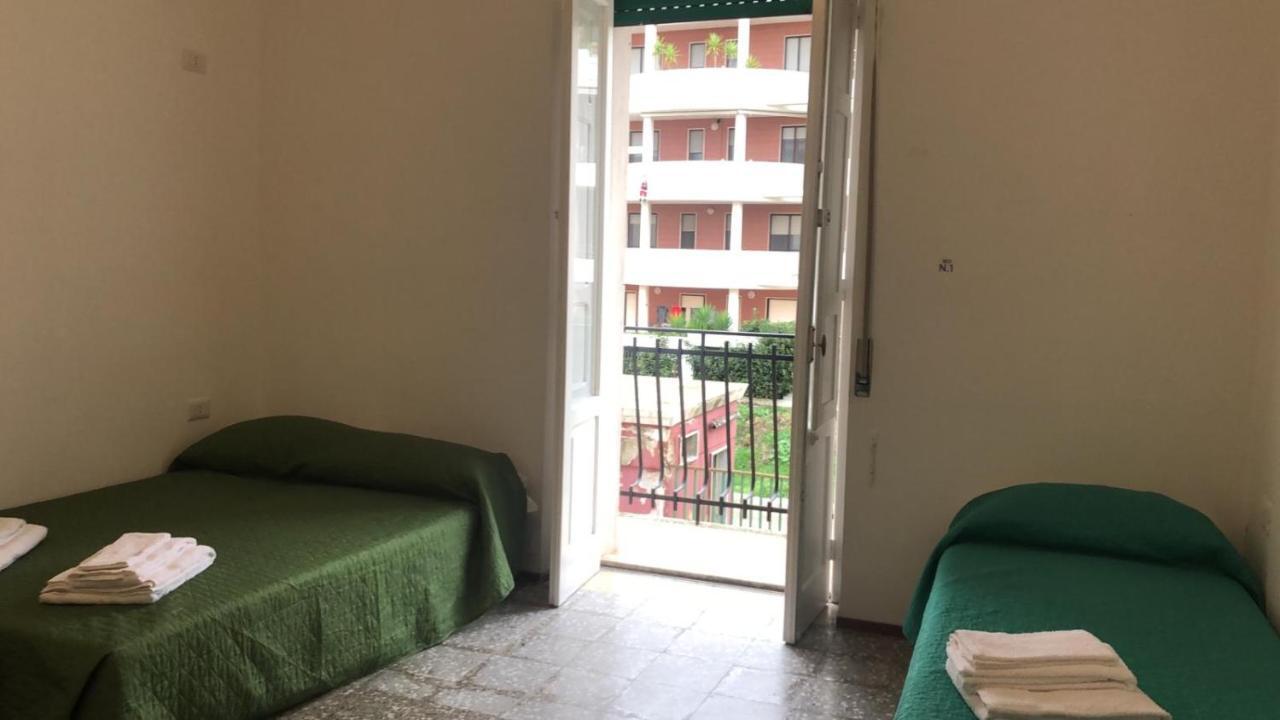 Castellaneta Short Term -Low Cost Luaran gambar